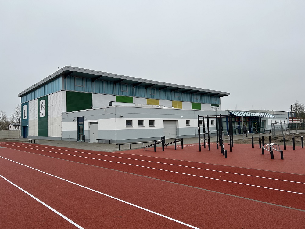 Neubau 3-Feld-Sporthalle - An der Jägerbäk in 18069 Rostock